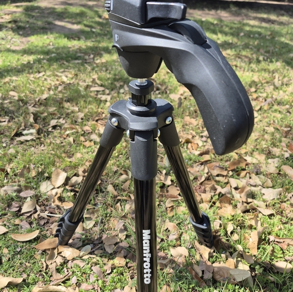 Manfrotto Compact Floor Standing Tripod - Picture 10 of 11